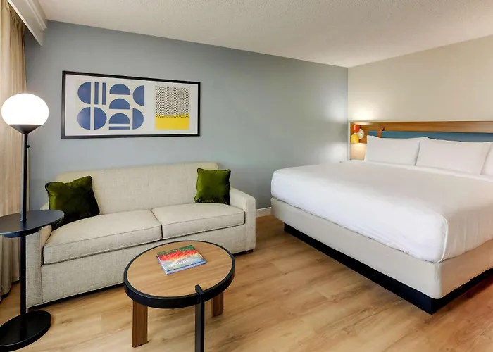 Hotel Sonesta Select At Mayo Clinic Campus 3*